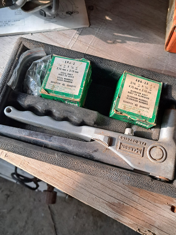 Craft and Mechanical Tool Guns, rivet, solder, glue in Hand Tools in Sudbury