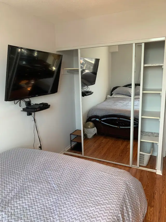 PENTHOUSE ROOM FOR RENT in Room Rentals & Roommates in City of Toronto - Image 9