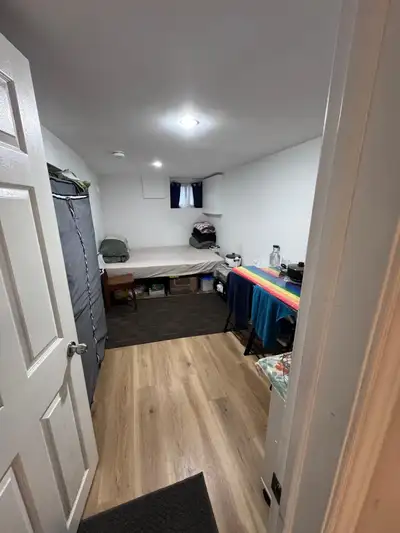 Room Rent for Couple with Parking-$900