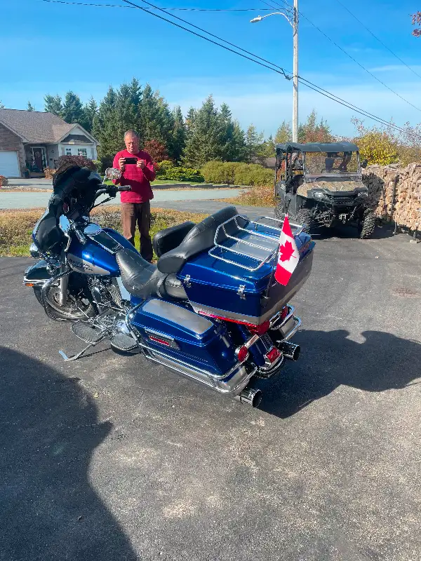 Harley Davidson FLHT Classic in Touring in Dartmouth - Image 7