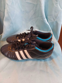 Men's Adidas Adi Questar soccer cleats sz 9.5