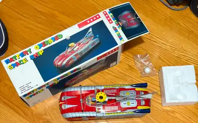 Working Vintage 1970's Astronef Electronique Tin Spaceship w Original Box ME 102 Vintage 1970's Astr...