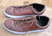 AMERICAN EAGLE OUTFIT MEN'S LEATHER SHOES SIZE 9(US), 42.5(EU)