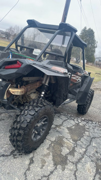 Polaris 1000xp sport