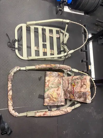 API outdoors self climbing tree stand, padded bars keep the sound down in the woods, and backpack st...