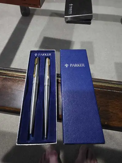 VINTAGE SET 2 PARKER BALLPOINT PEN SILVER TONE WITH GOLD, View more