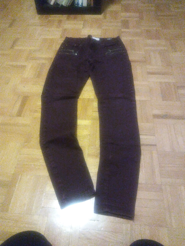 Lot de vêtements jeune fille small in Multi-item in Longueuil / South Shore - Image 5