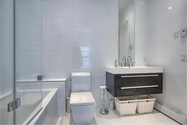 Centre-ville de Monréal - Magnifique condo meublé, équipé in Quebec in Canada - Image 8