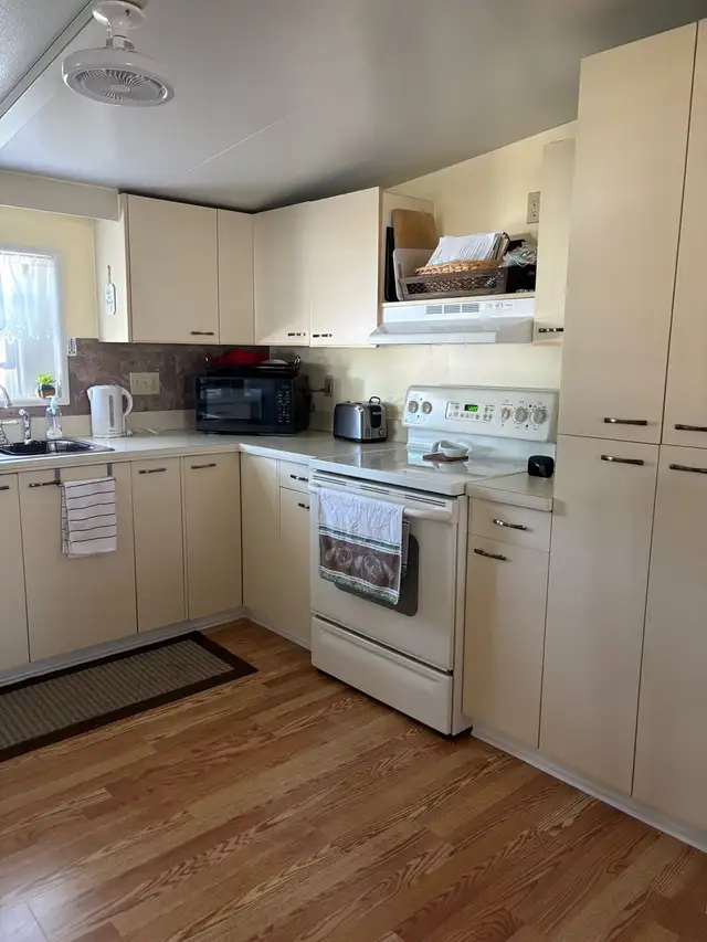 Florida home for sale in Florida in Canada - Image 11