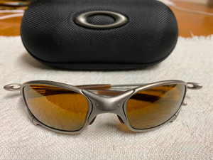 Oakley Juliet | Kijiji - Buy, Sell & Save with Canada's #1 Local