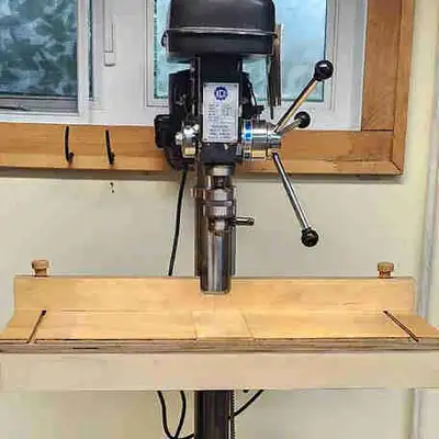 Perceuse à colonne de plancher / Drill press, View more