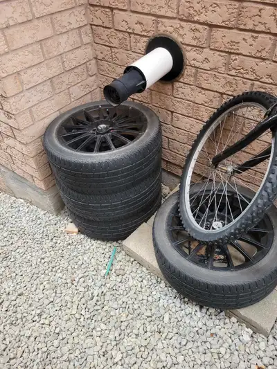 These are used Fast wheels on Yokohama tires, sized at 225 17 91 fit for various vehicles, and while...