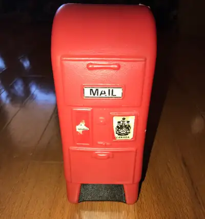 Made by the Reliable company which produced many plastic toys in the mid 20th century....approximate...