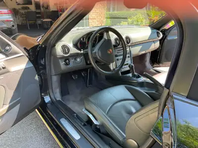 Certified, Clean Carfax , Low Kilometres Garage stored , never winter driven. Excellent body and pai...