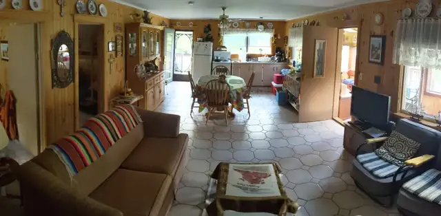 Haliburton Riverfront Cottage in Ontario in Canada - Image 3