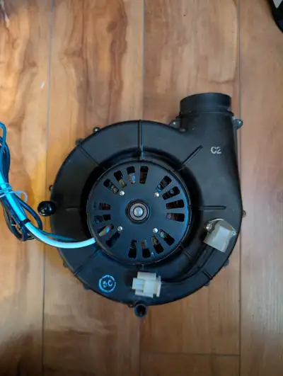 Fasco Draft Inducer Motor. In excellent condition, professionally removed by an HVAC Technician. Ful...
