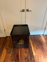 Free Used Cat Litter House