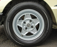 4x Set OEM Alfa Romeo Spider Veloce 14" Rims with Tires