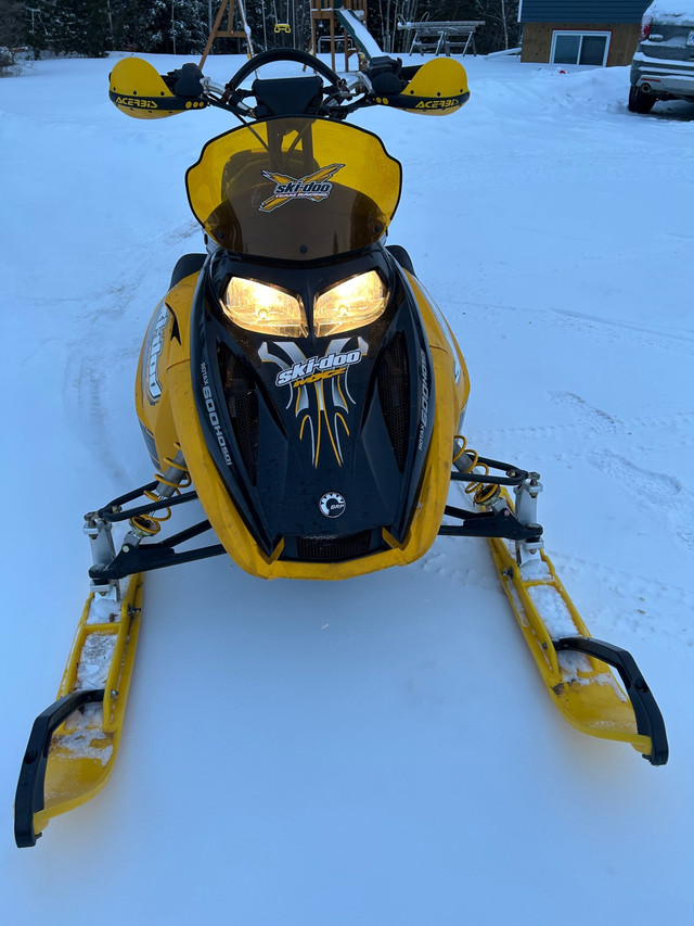 07 Skidoo Renegade 600 SDI in Snowmobiles in Thunder Bay - Image 3