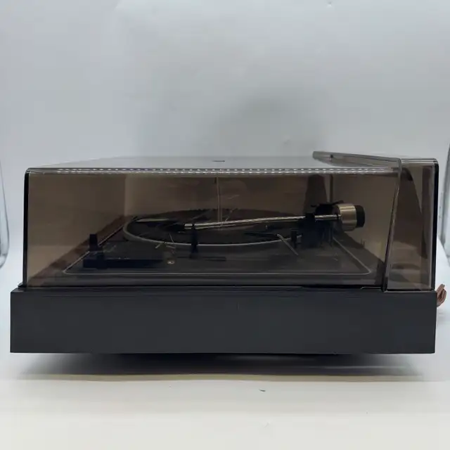 Vintage 1970s Garrard 710E Turntable Record Player For Parts in Stereo Systems & Home Theatre in City of Toronto - Image 8