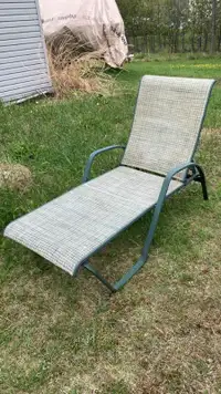 Une chaise longue