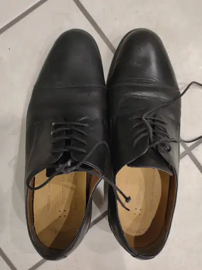 Genuine leather Rockport men's shoes - 10.5W - $10, View more