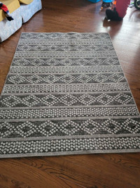 Area rug