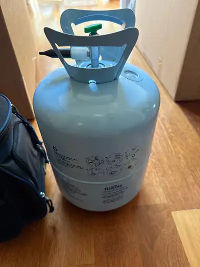 I am selling an Airise helium tank. It’s empty but is in good condition, ready for your party needs....