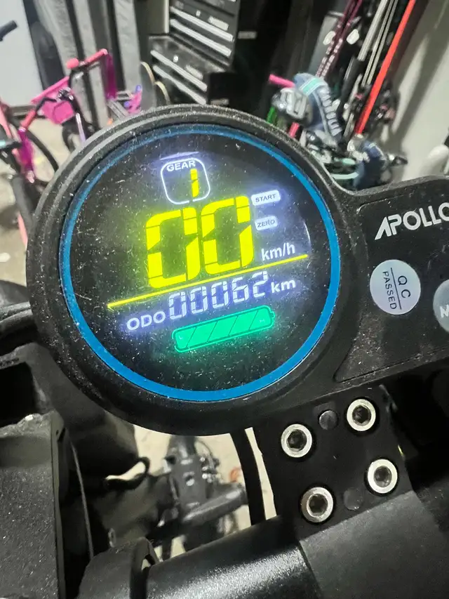 2022 Apollo Ghost Scooter in Scooters & Pocket Bikes in City of Toronto - Image 4