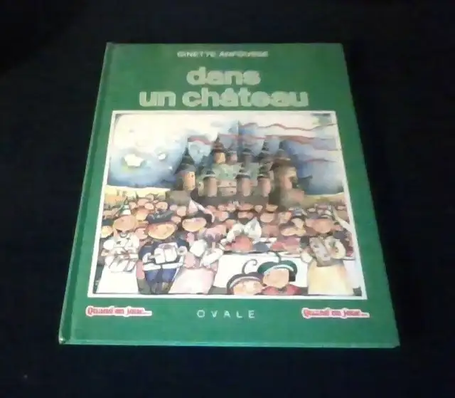9 LIVRES:MES PREMIERS CLASSIQUES  -  DANS UN CHÂTEAU. Etc. in Children & Young Adult in Gatineau - Image 10
