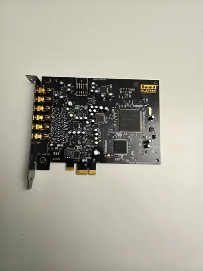 Creative Sound Blaster Audigy RX 7.1 PCIe Sound Card (SB1550), View more