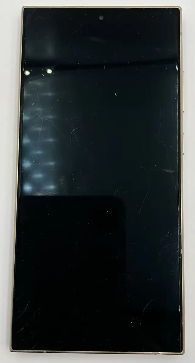 Samsung Galaxy S24 Ultra-256GB-W/ Charger in Cell Phones in North Bay - Image 3