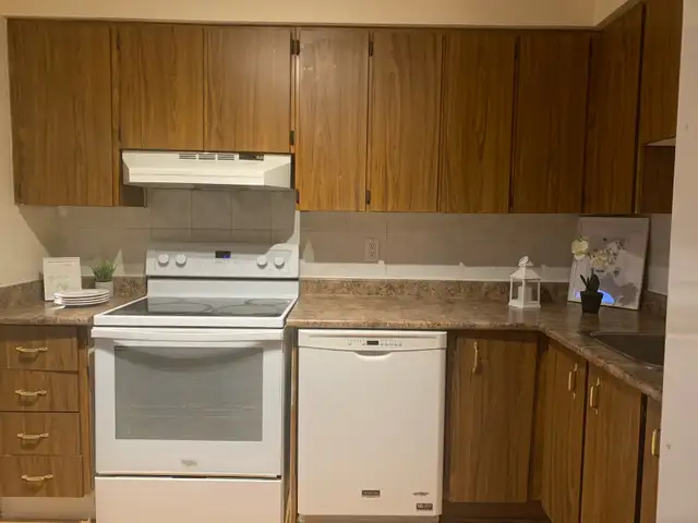 3Bed, 2 Bath (1F,1H) Single Detached House for Rent63815814825857124