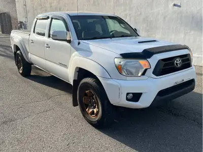 2013 Toyota Tacoma TRD sport -174000km -Automatic -Aircondition froid -Freins avant neuf -AWD focnti...