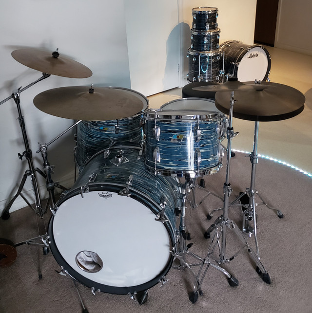 3 Vintage 1970's LUDWIG Floor Tom Drum Legs - Gorgeous 3 PC Set in Drums & Percussion in London