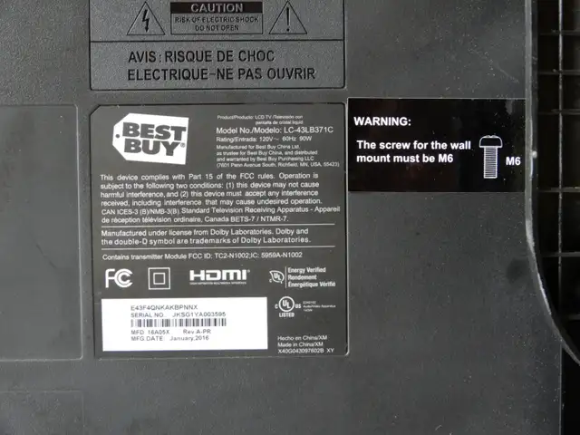 Sharp 43 inch LED 1080p Roku Smart TV Model LC-43LB371C in TVs in Ottawa - Image 3