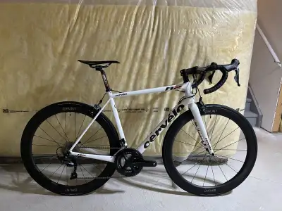 Cervelo R2 Carbon Road Bike, View more