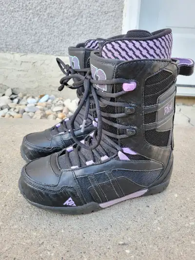 K2 snowboard Boots women size 10, View more