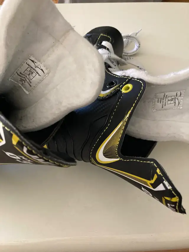 Ice skates in Skates & Blades in Ottawa - Image 4