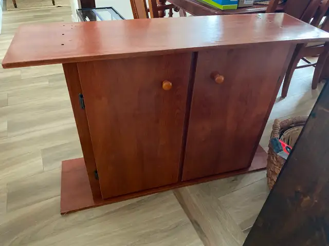 Aquarium stand 13x48” in Other Tables in Laval / North Shore - Image 3