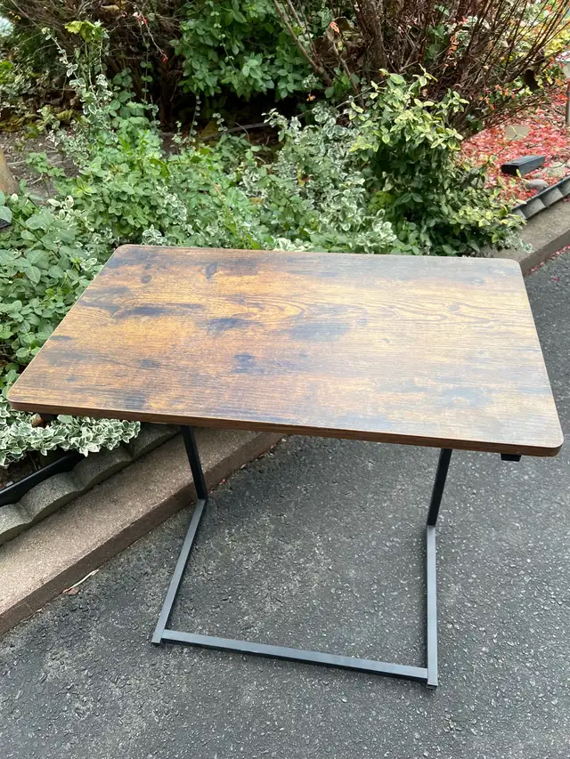 C-Table- Walnut Stained Wood Top & Black Metal Base in Other Tables in Mississauga / Peel Region - Image 3