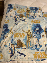 Vintage Star Wars twin bedding, set is in good condition.