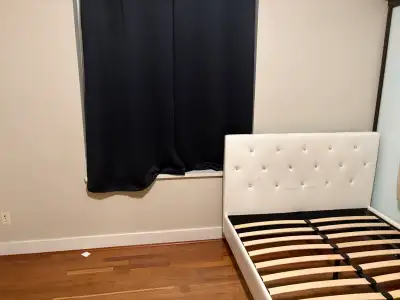 Sunny room for rent.