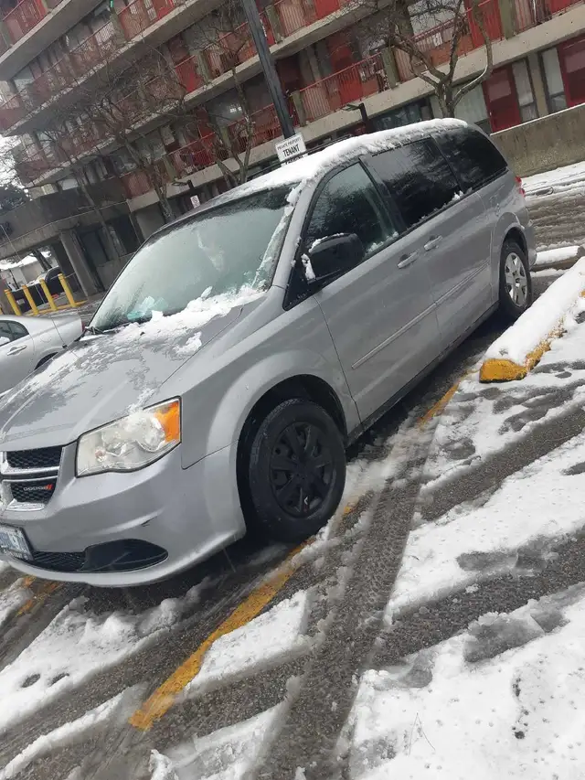 to  Airport  drop off , pick up  van available 