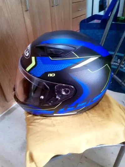 HJC i10 MOTORCYCLE HELMET DOT APPROVED Size - L 59-60cm Color - Blue USED JUST ONE SEASON NEVER DROP...