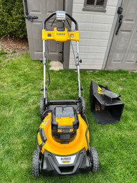 New DeWalt RWD Self propelled mower (Tool only)