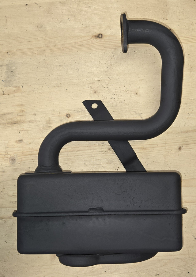 Poulan Pro Lawn Tractor Muffler P.N. 532137352, in Lawnmowers & Leaf Blowers in Kawartha Lakes - Image 2