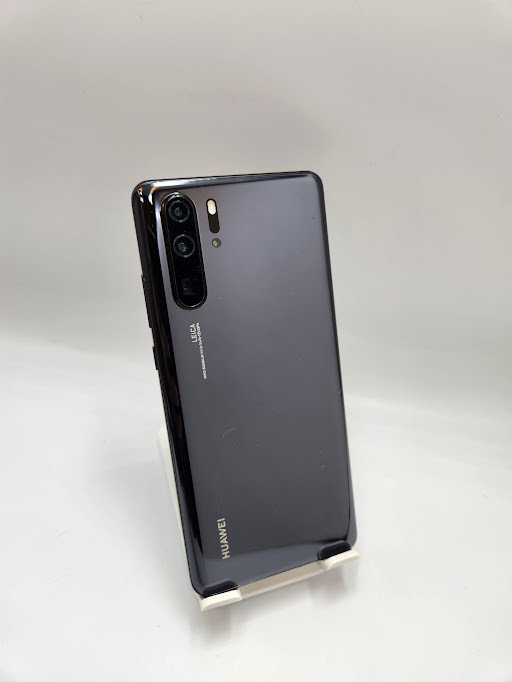 Huawei P30 Pro 128gb Black 3 Months Warranty W/Charger in Cell Phones in Calgary