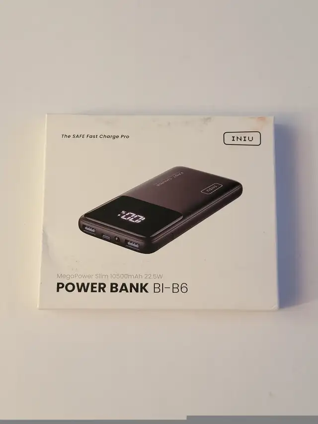 INIU Power Bank, 10500mAh Slimmest USB C Portable Charger, 22.5W in General Electronics in City of Toronto - Image 11