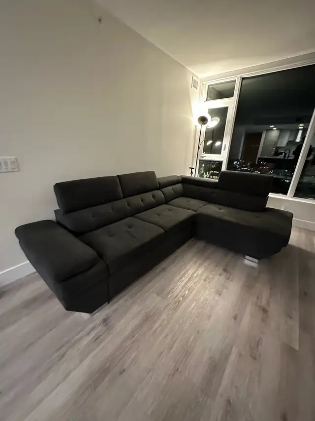 ✨ Premium Modular Pull-Out Sectional w/ Storage in Couches & Futons in Penticton - Image 6